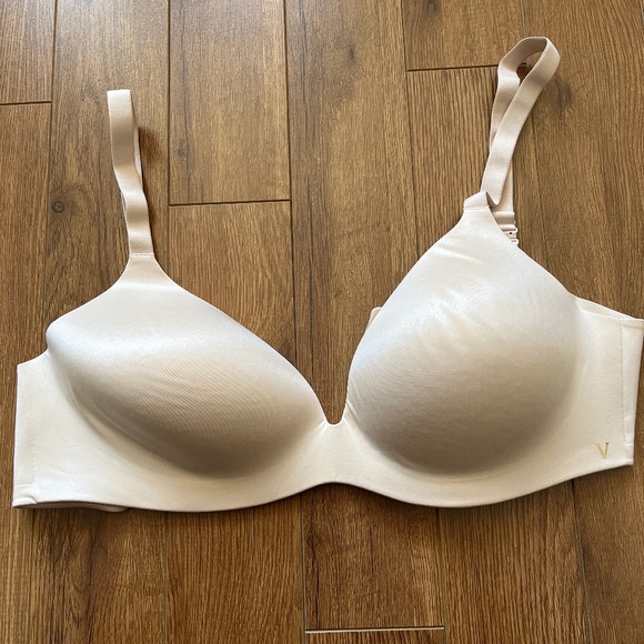 Victoria’s Secret lined semi demi - Picture 1 of 5